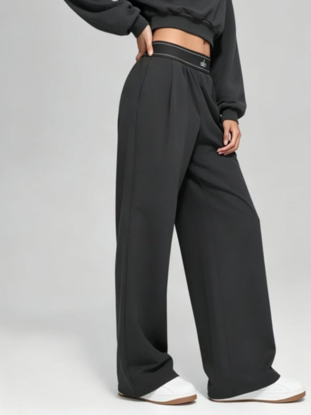 Dark Grey Closet Must-Haveš¼ALO Yoga Suit Up WideTrouser-Regular-30" InseamšNWT